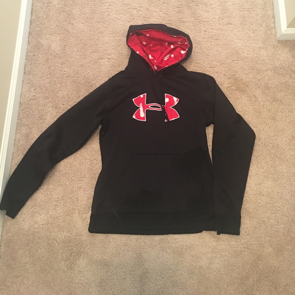 Black under armour hoodie