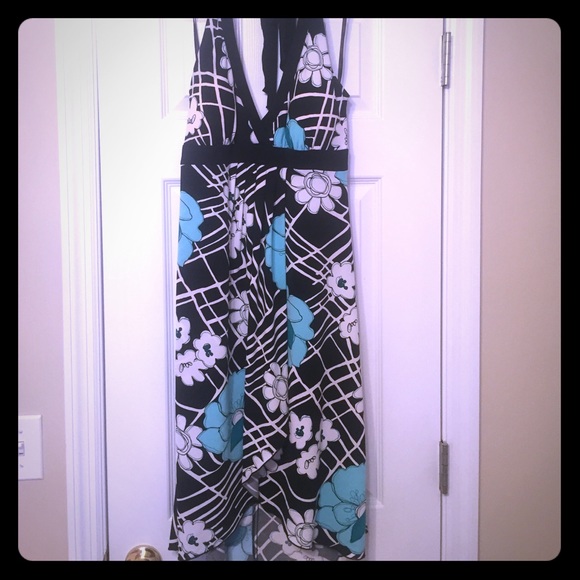Dress - Picture 1 of 4
