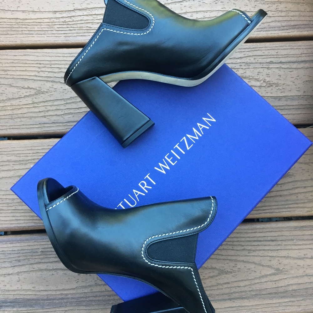 Stuart Weitzman supple leather heeled mules