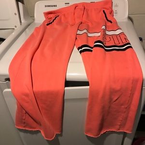 Pink vs boyfriend cut outfit