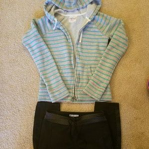 Bundle workout apparel! New yoga pants!