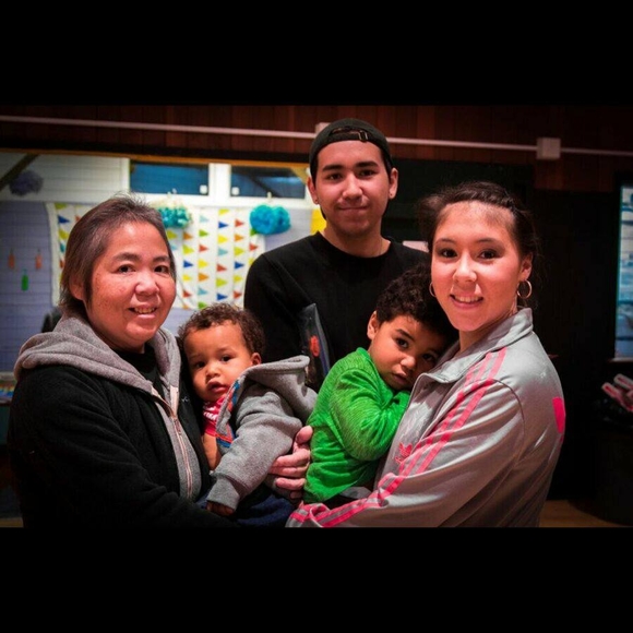 Meet your Posher, Sharon - Picture 1 of 1