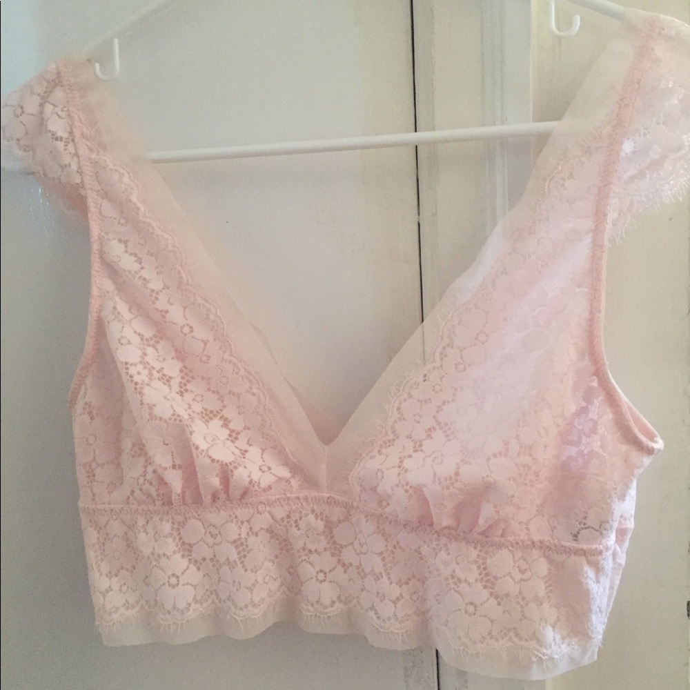 Aerie Medium Bralette, Light Pink Floral Lace 🌸