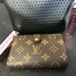 Sale ❤️Auth Porte Monnaie Bill Wallet