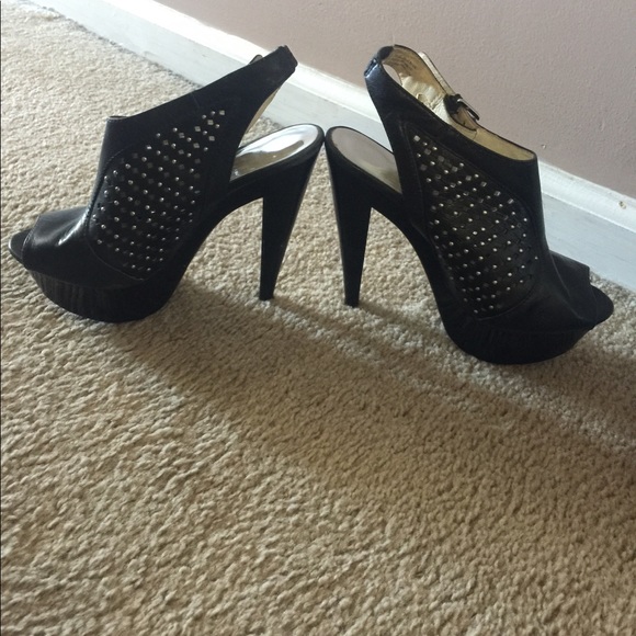 Michael Kors pumps - Picture 3 of 5