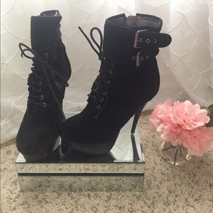 💕Bakers black high heel booties
