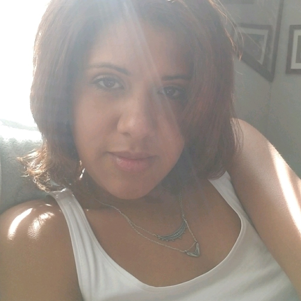 Meet your Posher, Elisa