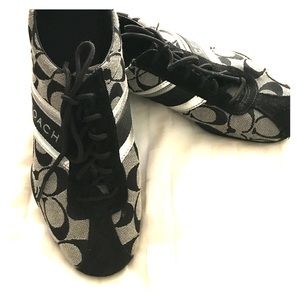 Coach sneakers size 7