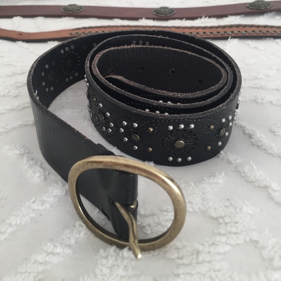 belts - Picture 3 of 4