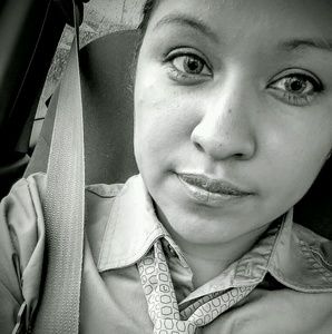 Meet your Posher, Adriana