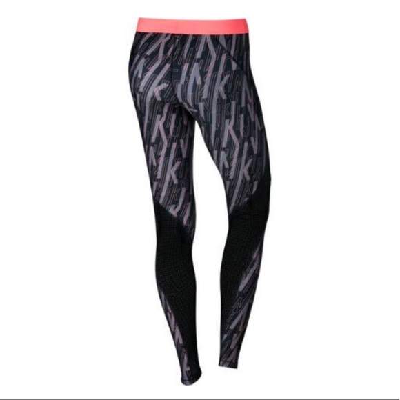 NWT Women's Nike Pro Leggings - Picture 2 of 8