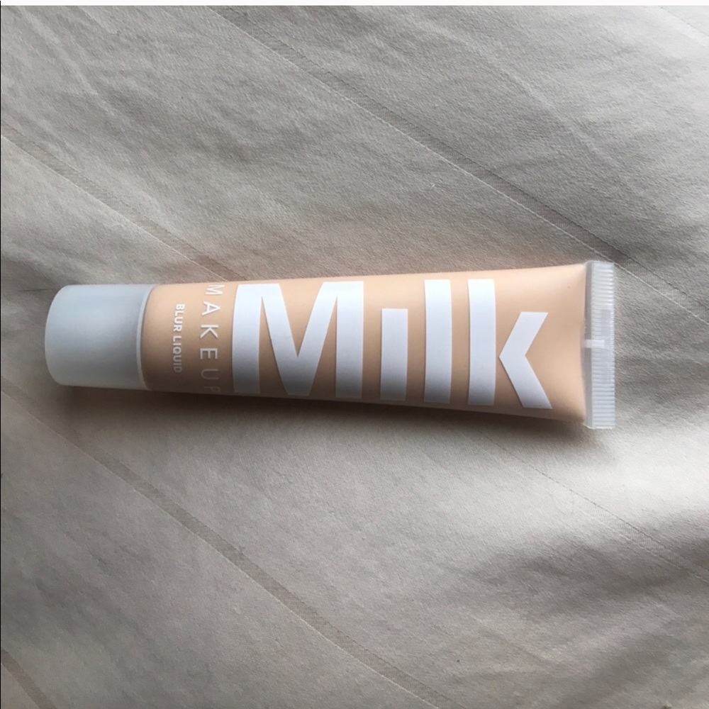 Milk Makeup Blur Liquid Matte Foundation