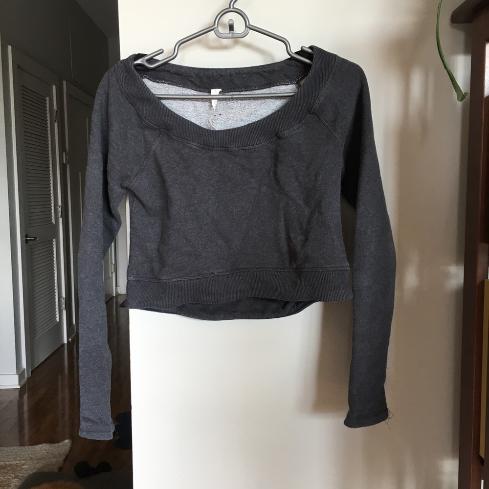 Lululemon crop top sweatshirt/sweater
