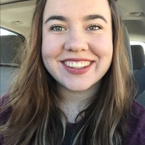 Meet your Posher, Brenna