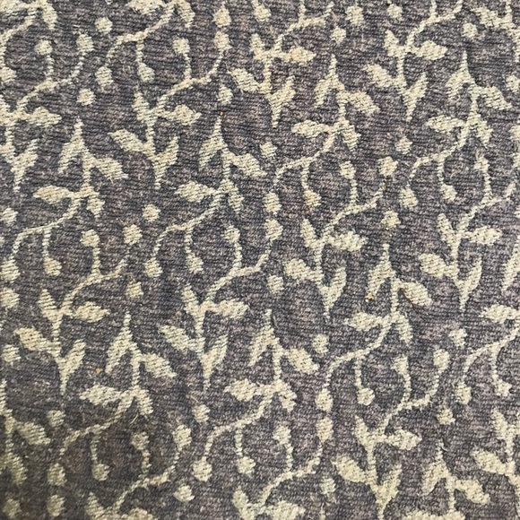 Meet your Posher, Lauren - Picture 1 of 1