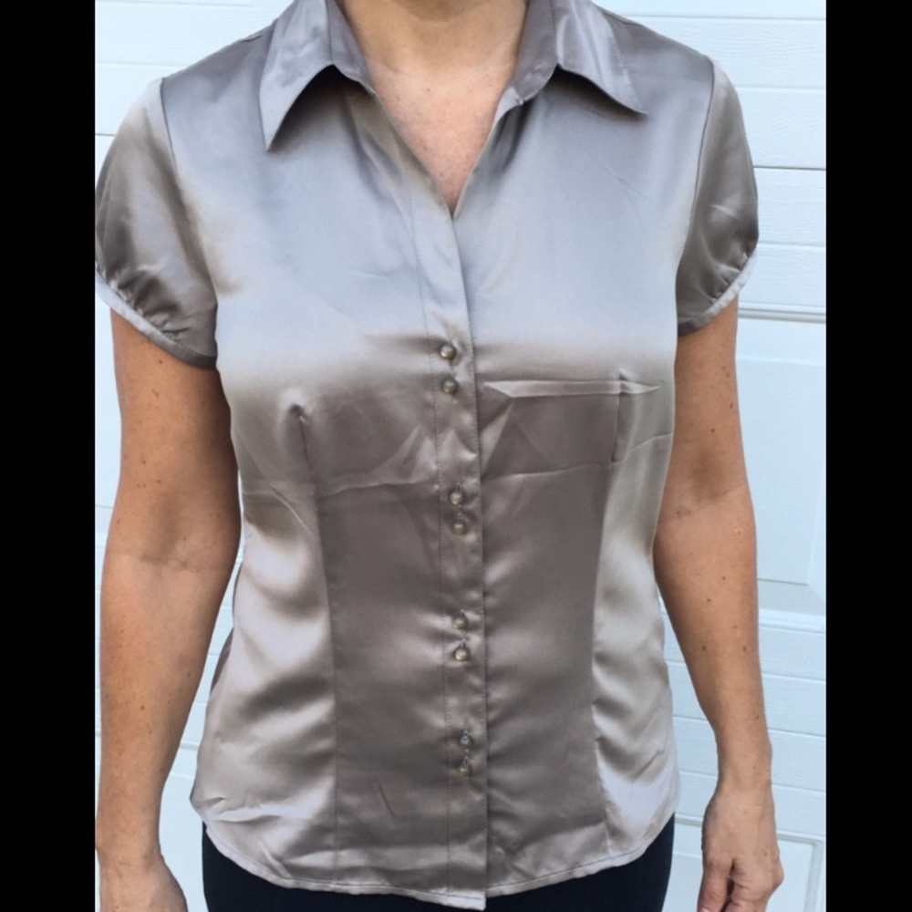 Ann Taylor Button Up Blouse