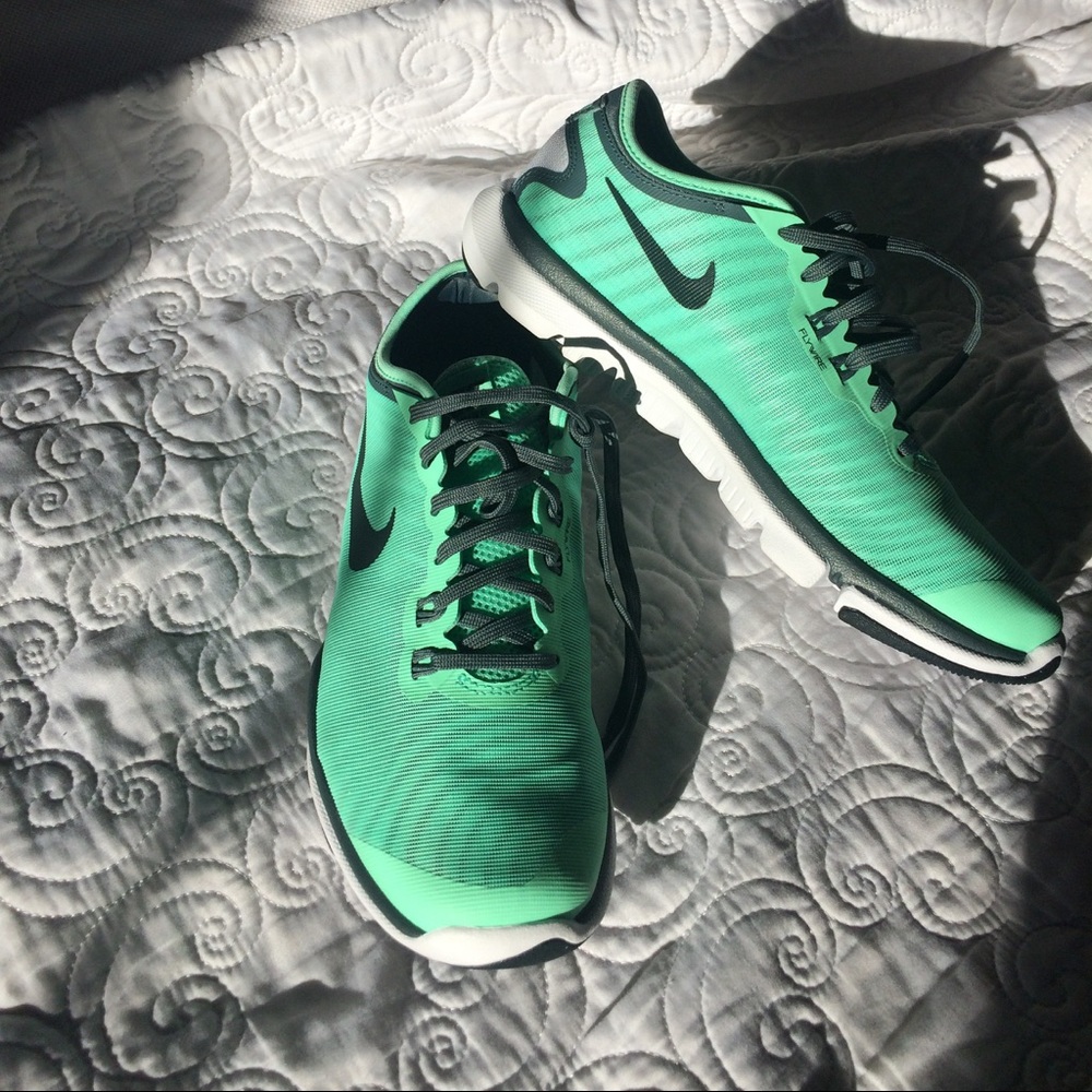 Nike Flex Supreme Women