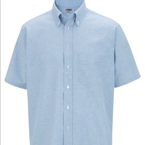 NWOT Edwards Button Down Shirt
