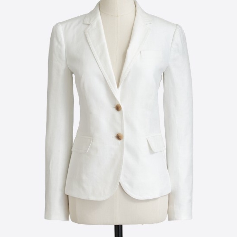 Cute Fall White Blazer.