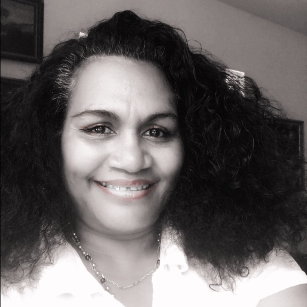 Meet your Posher, Elena