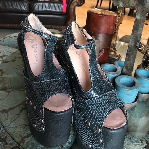 BL-CROSS Jeffrey Campbell Platform Boots Jeffrey Campbell platform python studded shoes