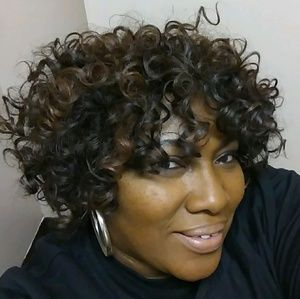 Meet your Posher, Michele