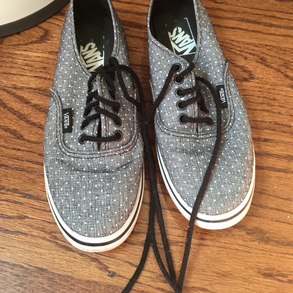 6 woman’s/4.5 men’s dotted vans MAKE AN OFFER