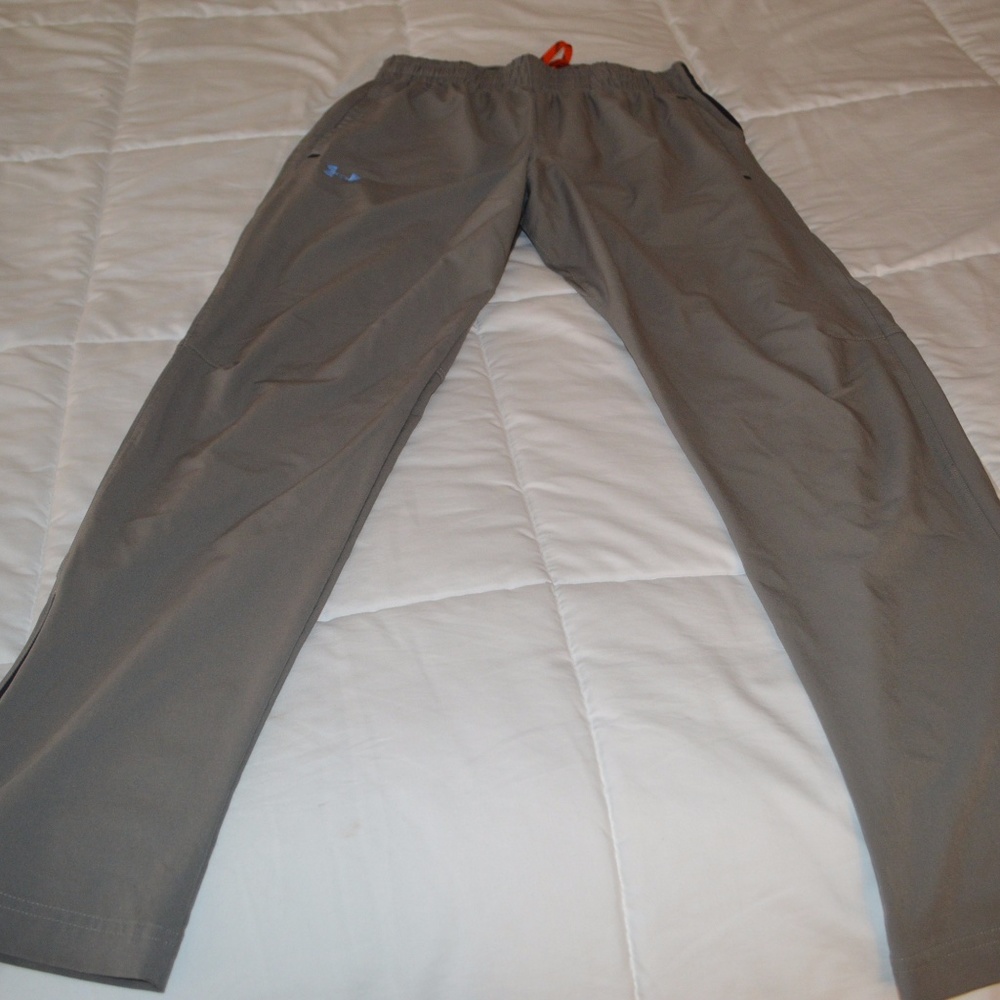 Under Armour Tapered Running pants Size Medium