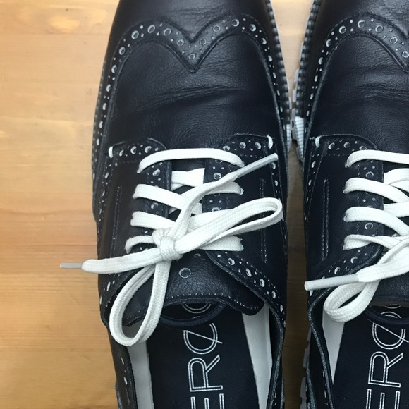 Cole Haan ZERØGRAND Size 9.5