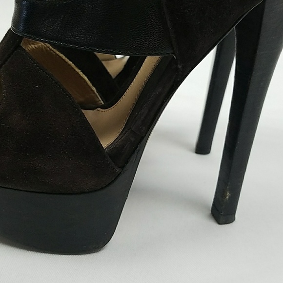 Fendi women 6.5 brown velvet platform peep toe - Picture 6 of 8