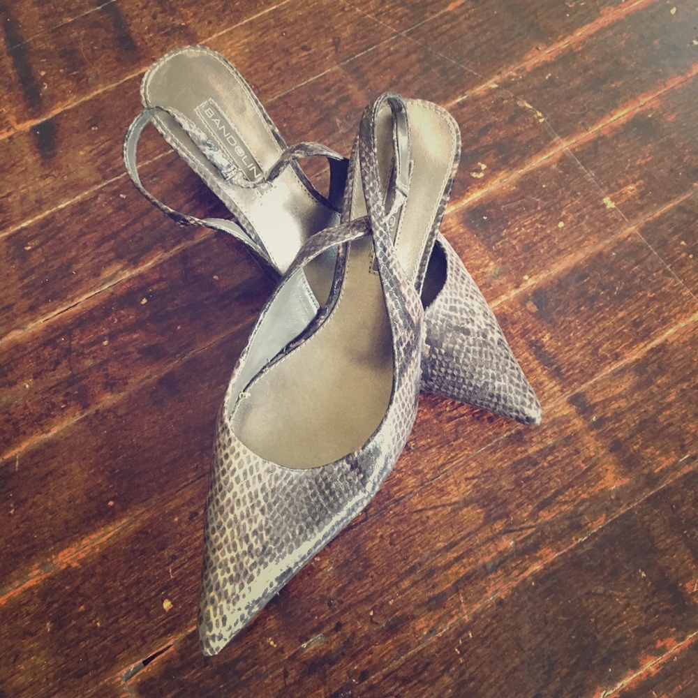 Kitten heeled snakeskin print Bandolino's.