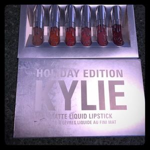 Kylie Cosmetics Holiday Edition Matte Lip Kits