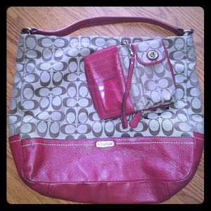 Large Hobo style purse and matching wristlet