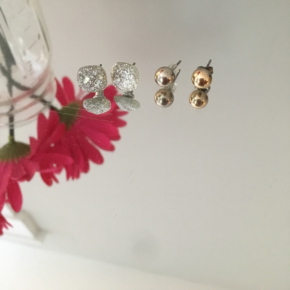 Earring set