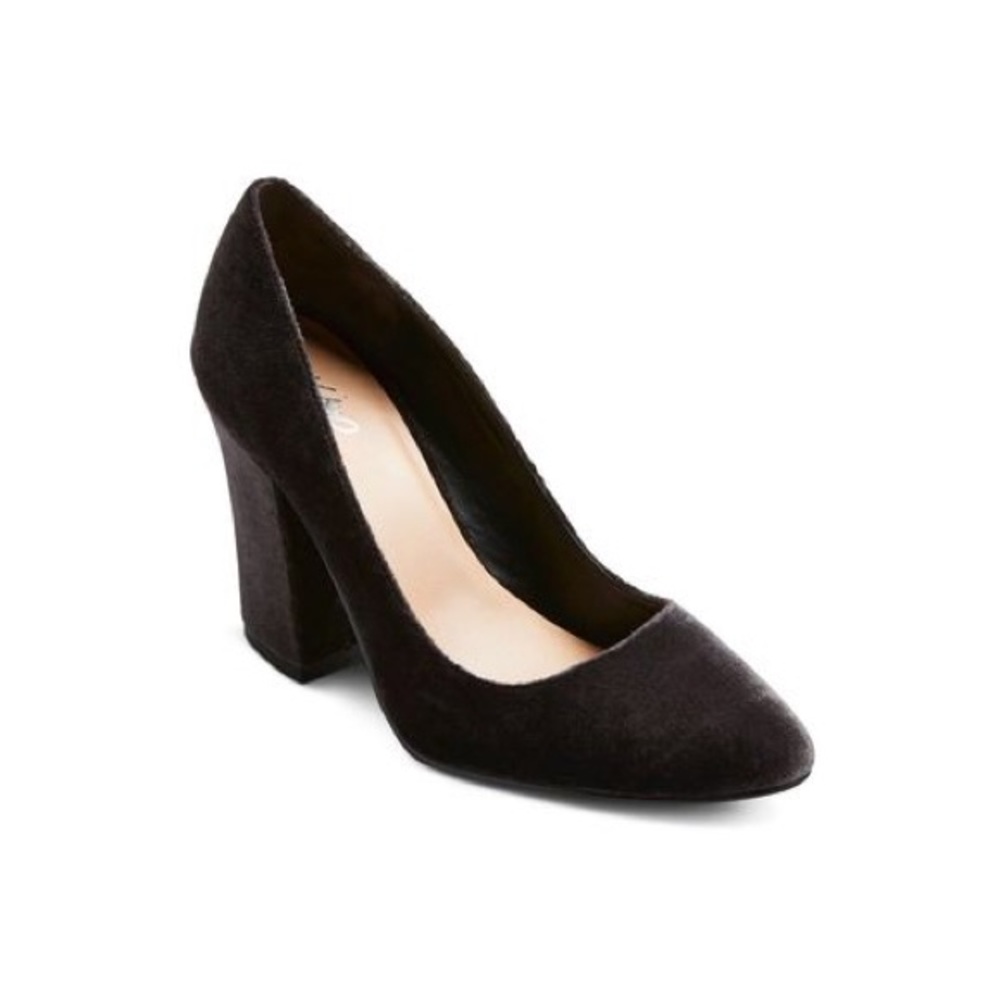 🌟NWT🌟 Velvety chunky heels