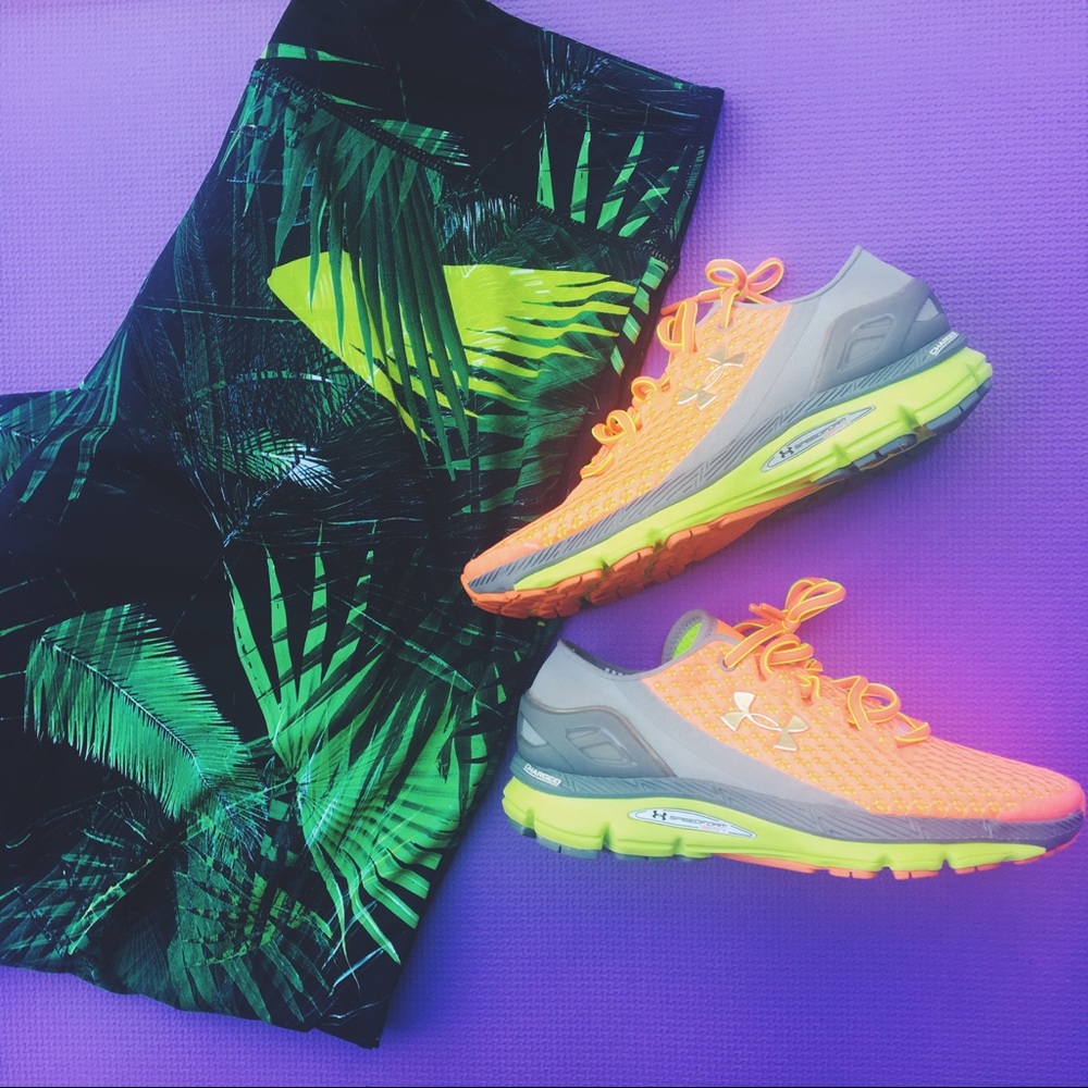 Under Armour Neon Running Shoes | Size 7