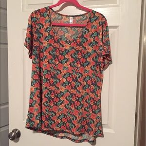 Lularoe classic tee