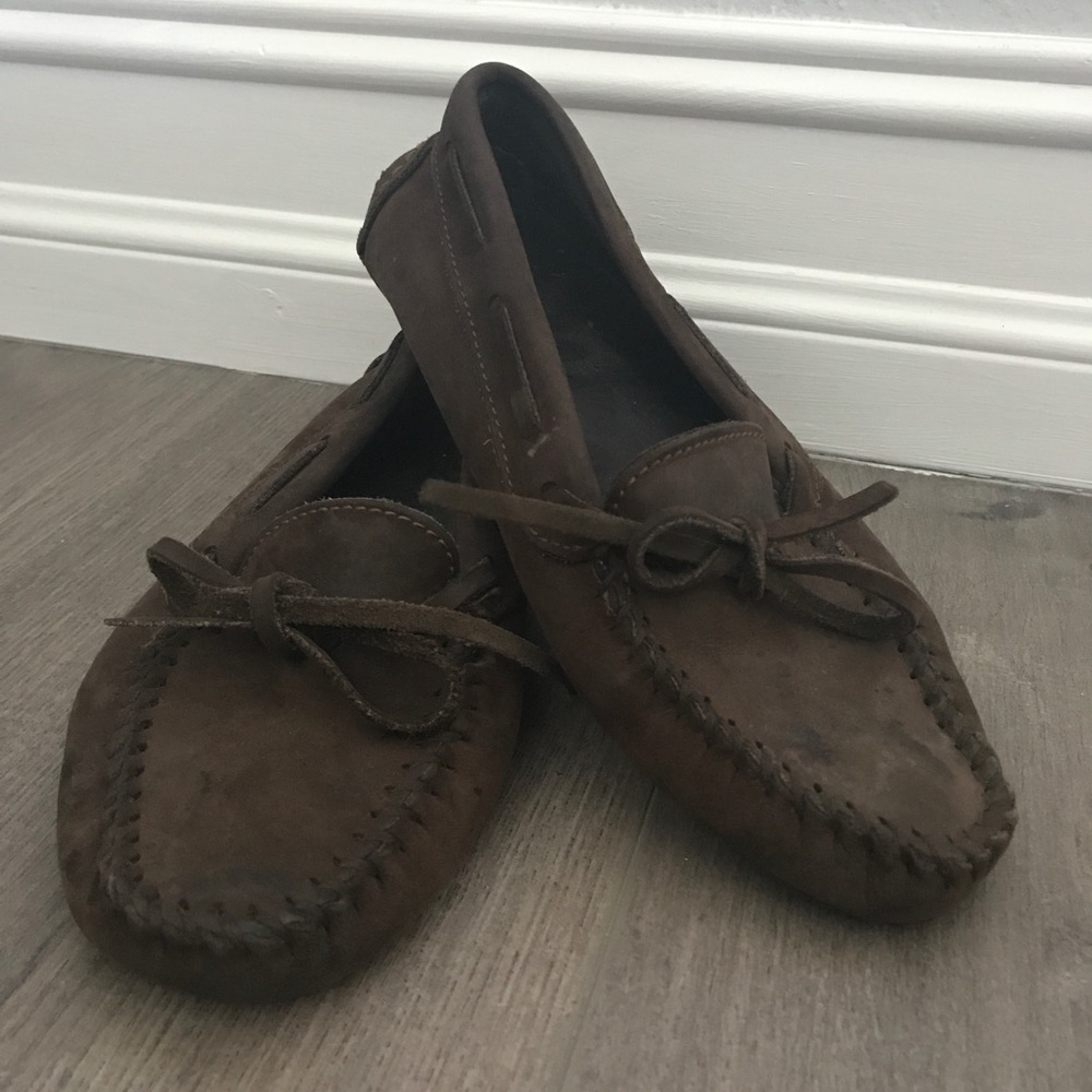 Minnetonka leather moccasins