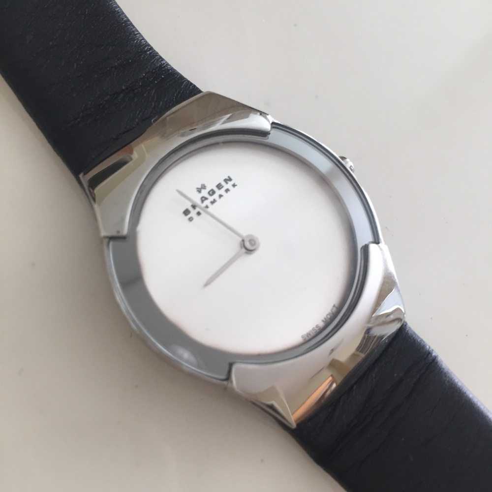 Skagen ladies leather watch