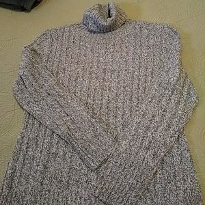 Soft, lovely sweater⛄