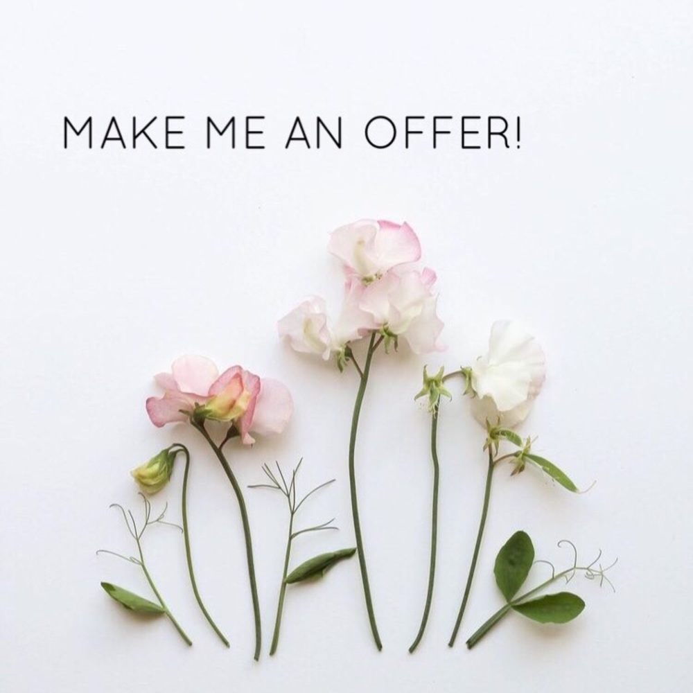 •••MAKE ME AN OFFER•••