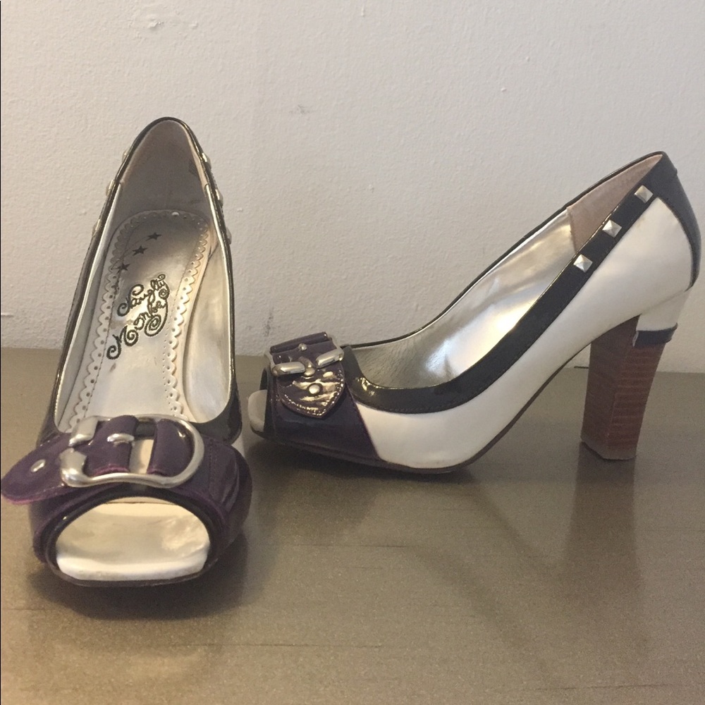 Naughty Monkey Peep toe heels