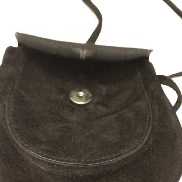 ⬇️ 🎉HP🎉 La dolcevita black suede cross-body - Picture 3 of 6