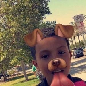 Meet your Posher, Deandre