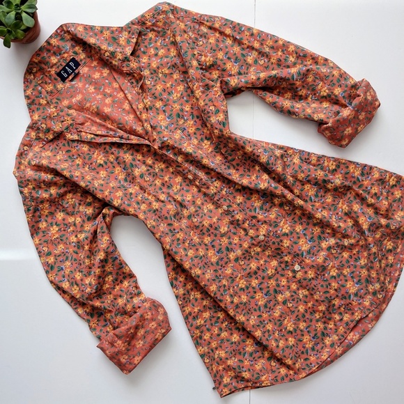 GAP Tops - Gap Vintage Floral Button Down Size Large