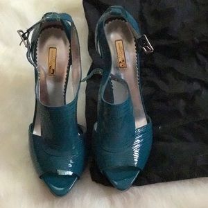 Turquoise report signature platform heels