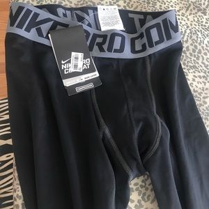 Nike Pants - Brand new men's Nike base layer pants Nike Pants - Brand new men's Nike base layer pants