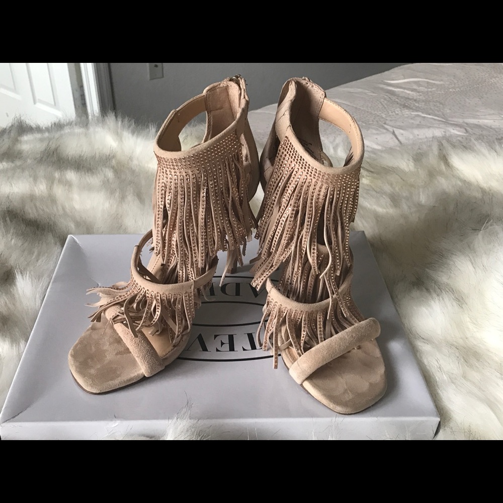 Steven Madden Beige Fringes
