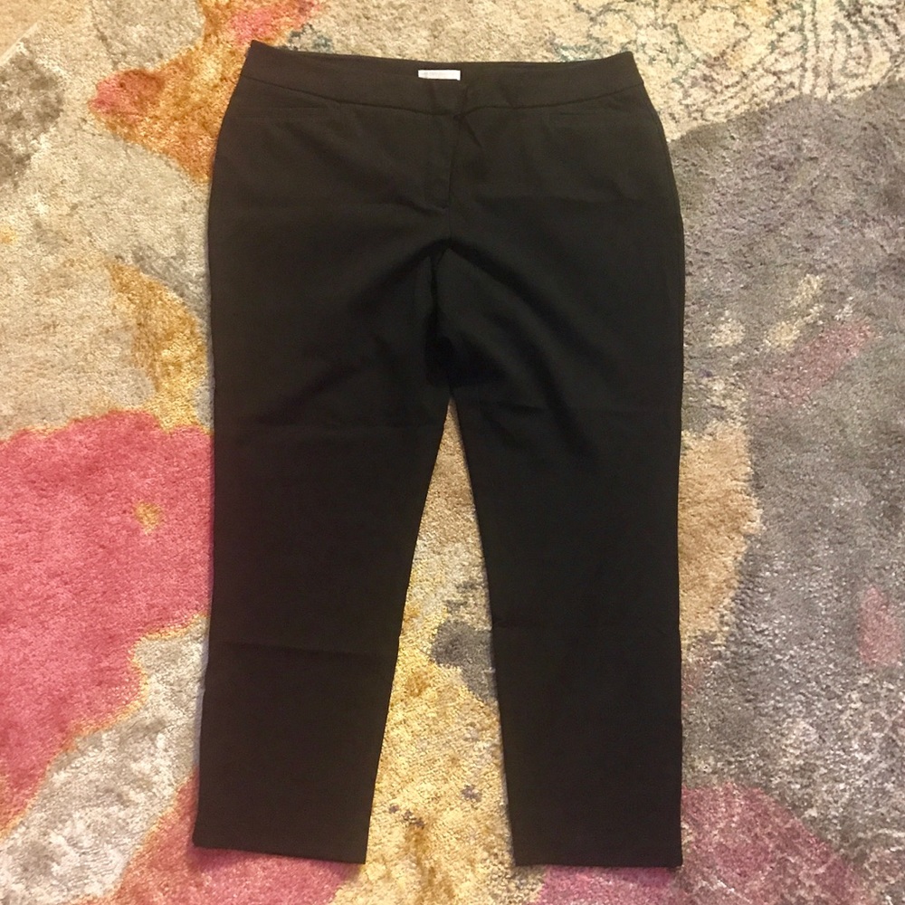 New York & Co Cropped Pant
