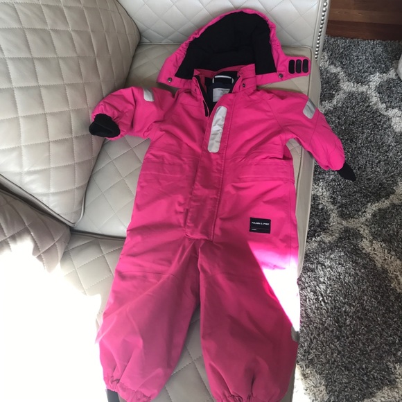polarn o pyret snowsuit